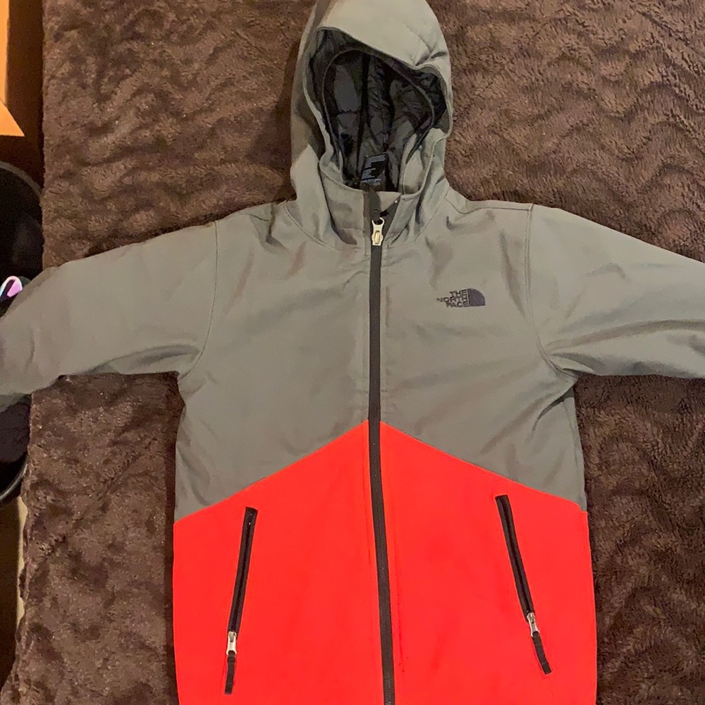 North Face Boys Windwall jacket size 6 winter coat.